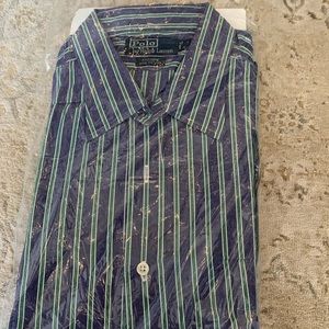 POLO Ralph Lauren button down men’s shirt. 34/35